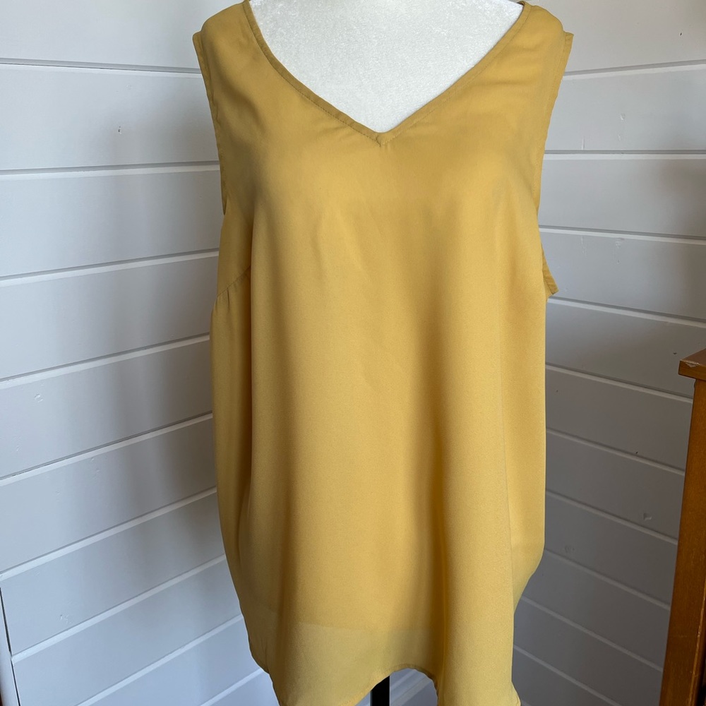 Maurice’s V-neck & sleeveless tank/blouse , Size 1X, Mustard, Like new!